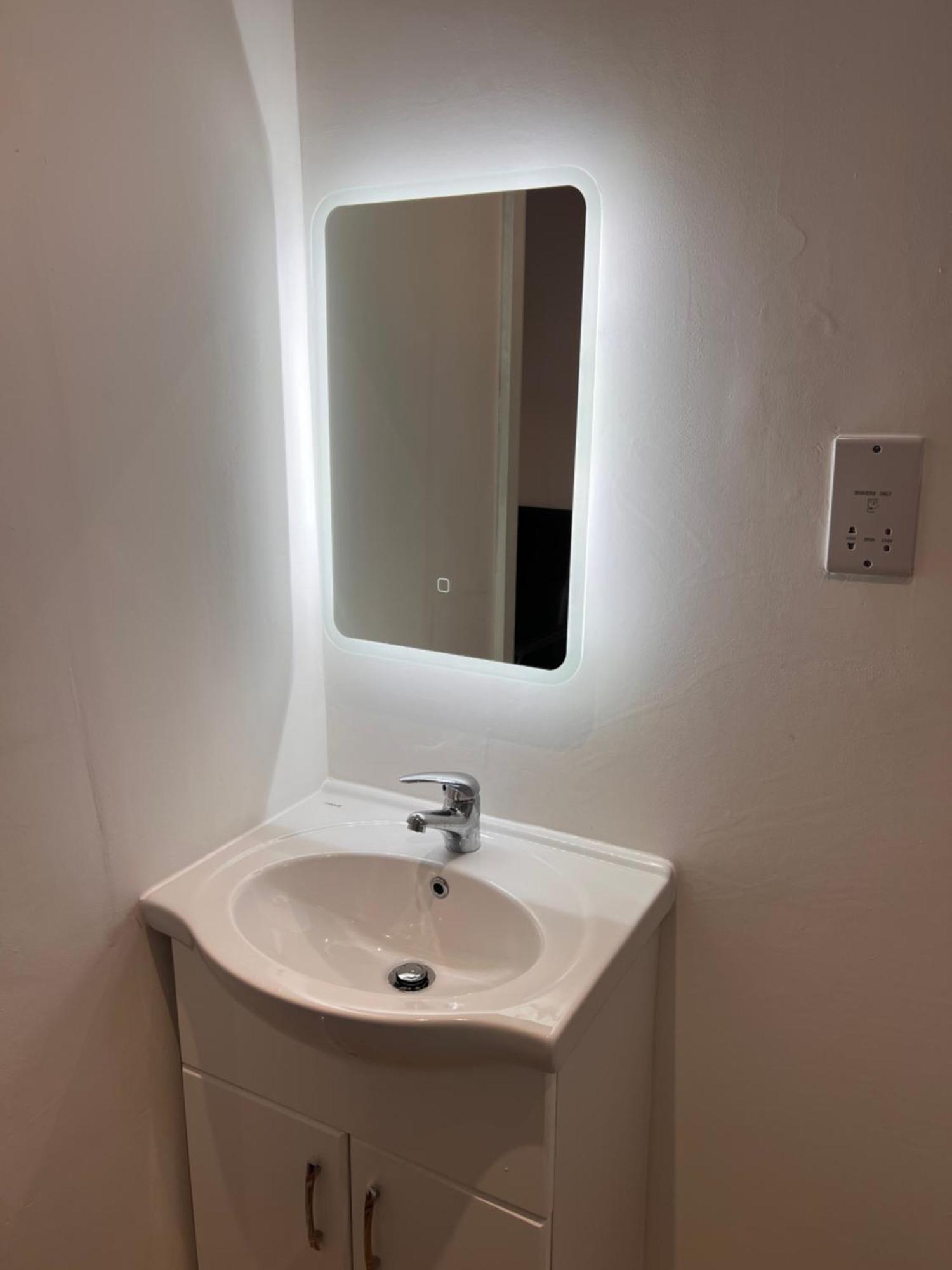 1 Bedroom & Bathroom Dorney Esterno foto